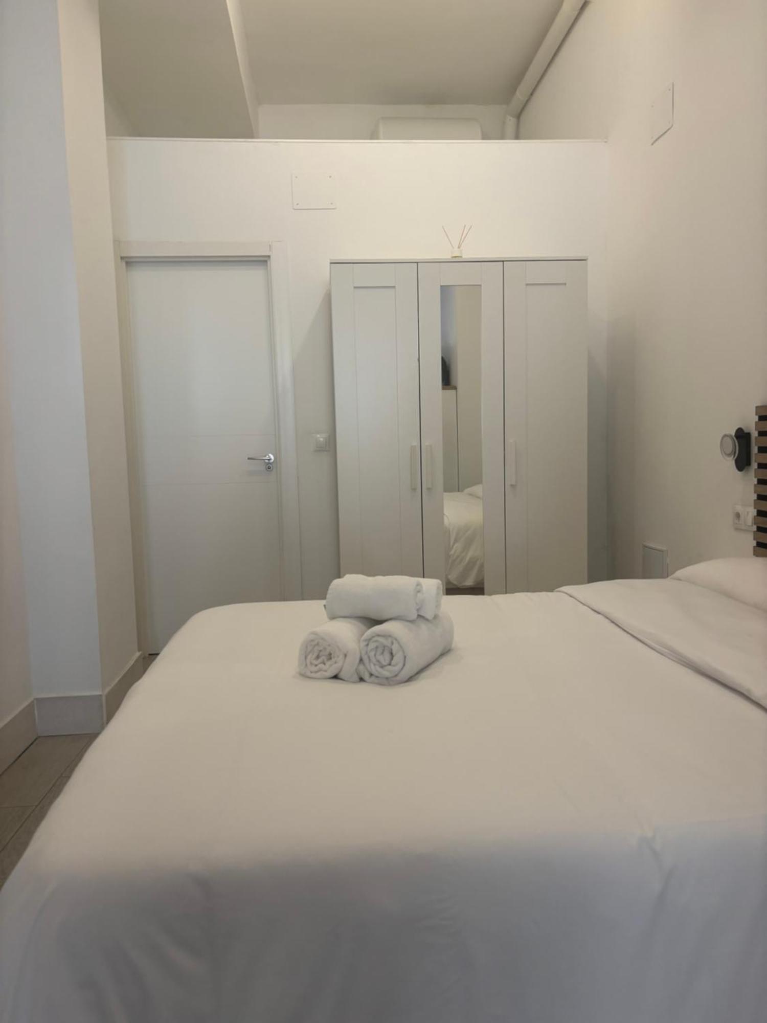 Piso Estupendo A 3 Min De La Estacion De Tren Ave Y Bus Apartment Malaga