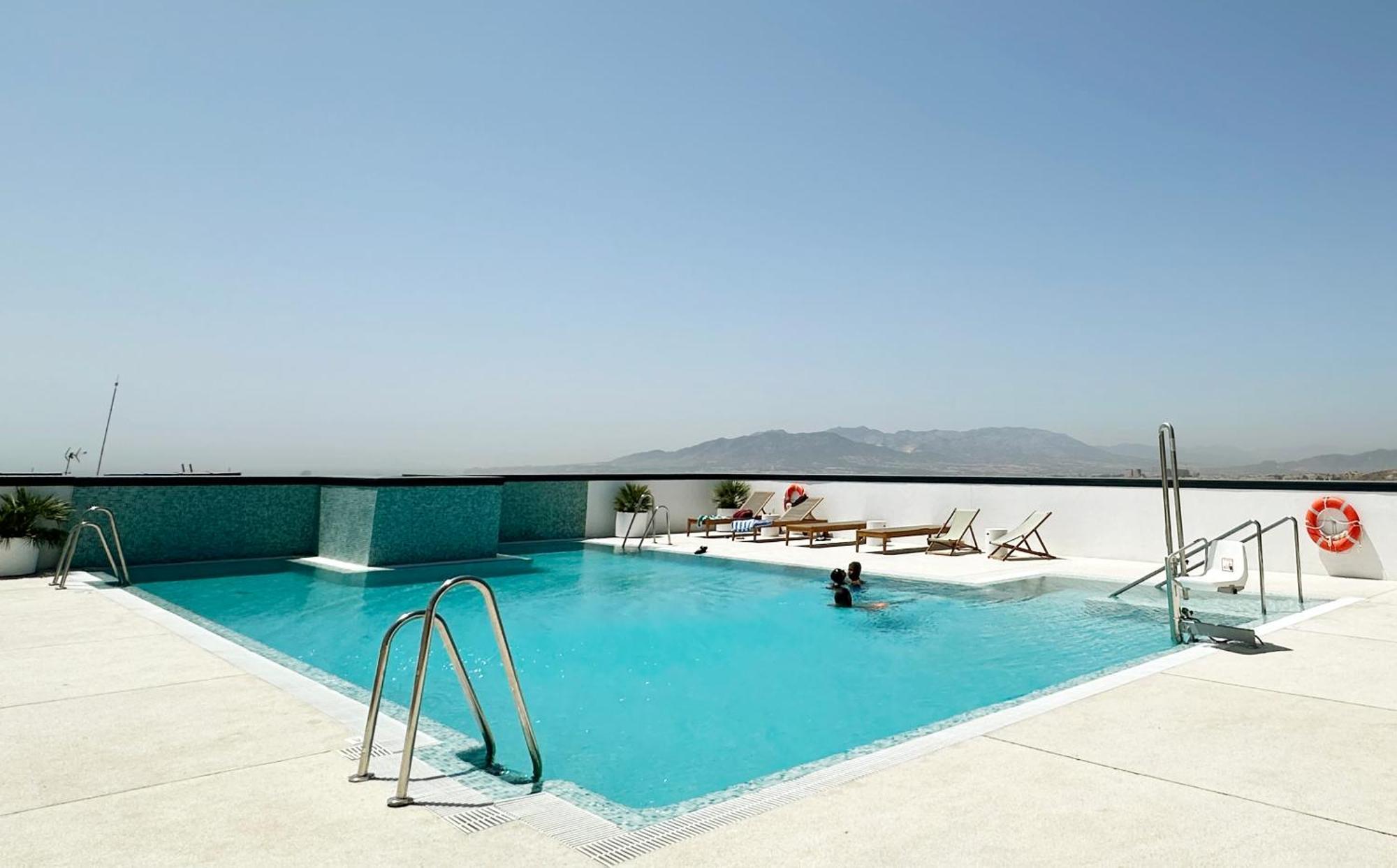 One Bed On 14 Floor Urban Sky By P&o Malaga