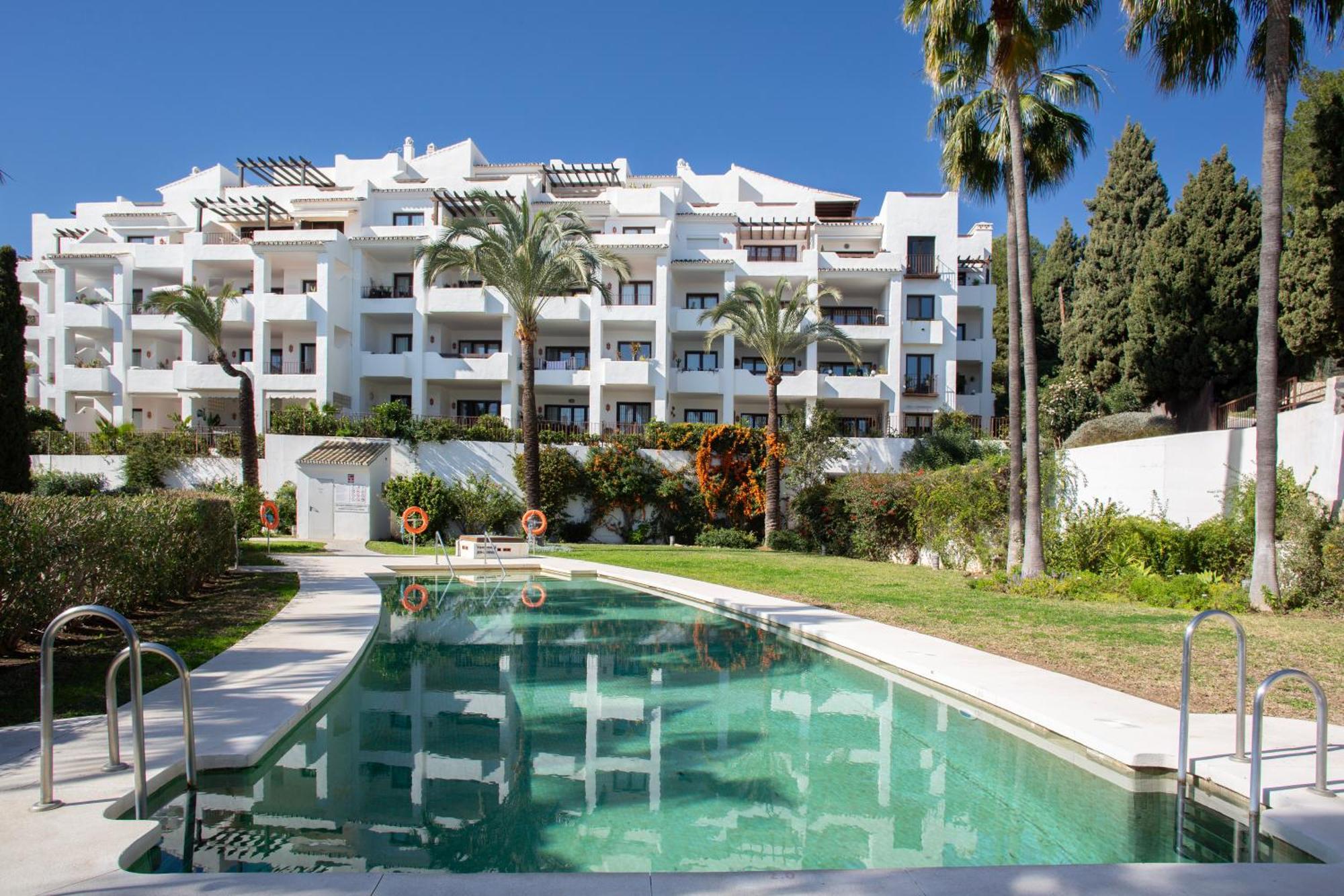 The Luxury Golf Paradise - 8 Pax Groups - Families Apartment