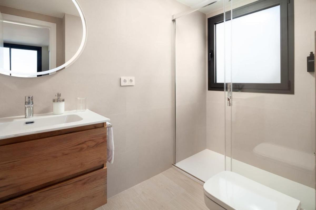 Apartment Live Like A Local Your Comfortable Retreat At Pas Malaga