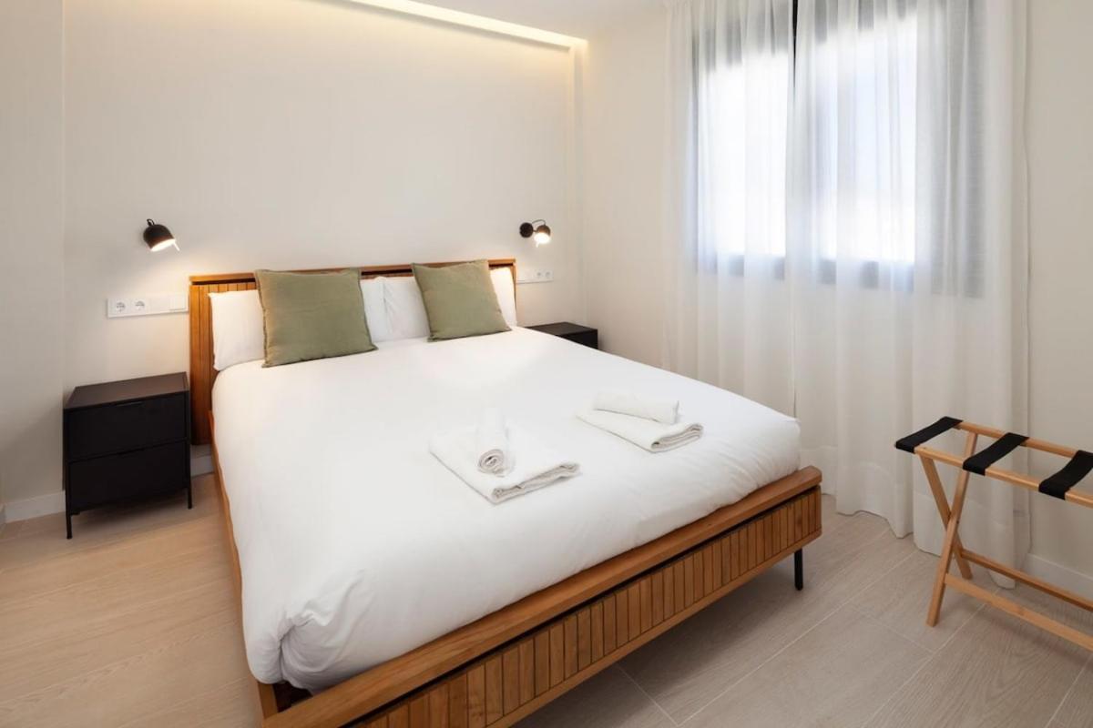 Live Like A Local Your Comfortable Retreat At Pas * Malaga