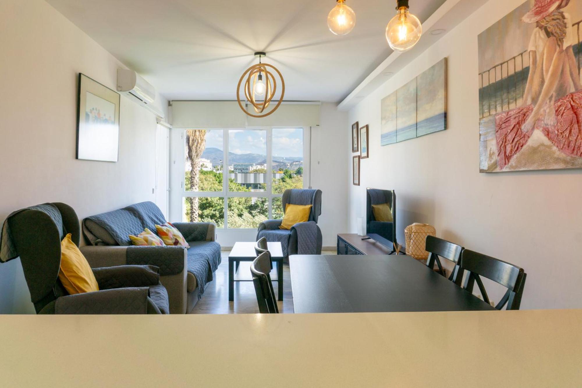 Sea Breeze Getaway Apartment Malaga