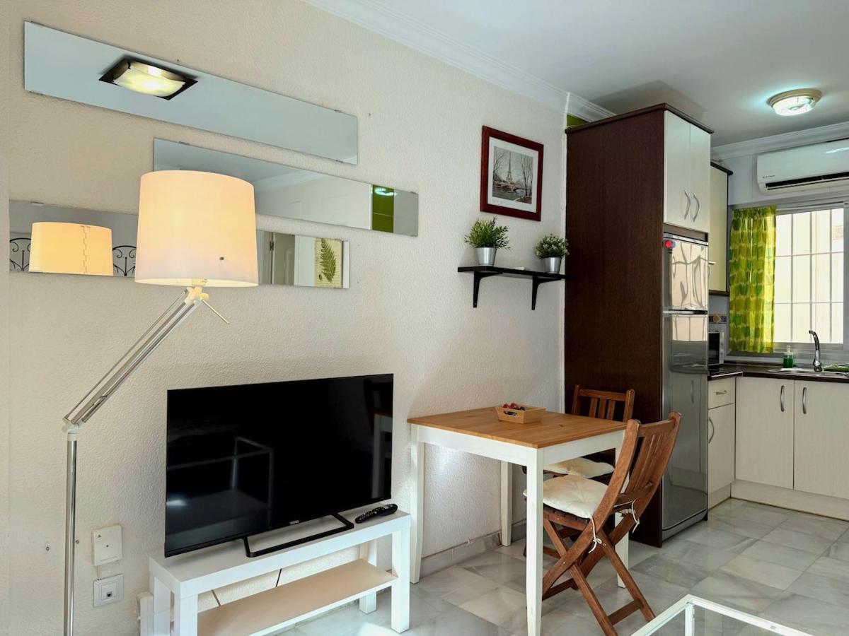 Estudio Junto A La Playa De La Malagueta & Parking * Malaga