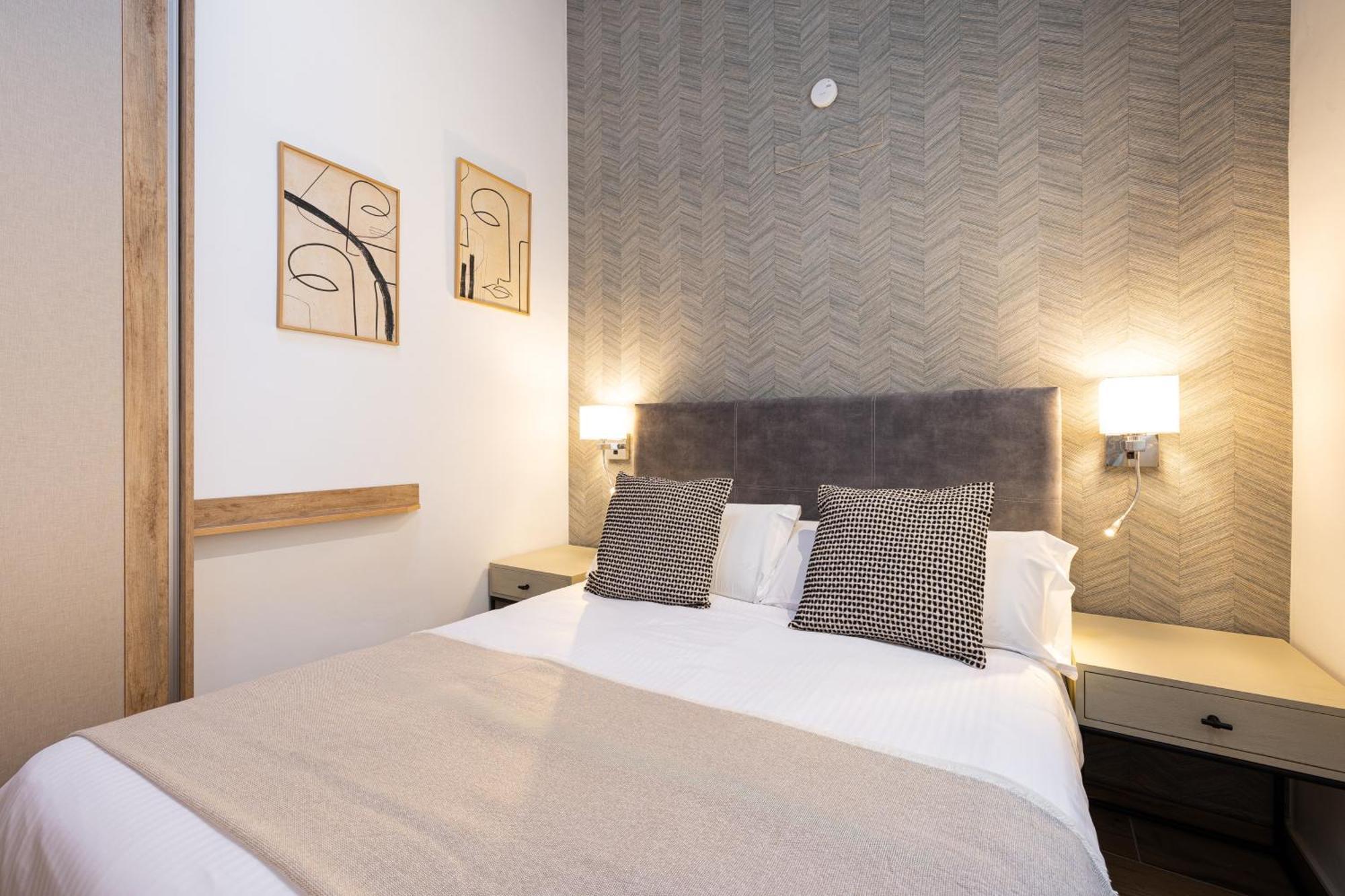 H2m Alamos Duplex, Desk, Dishwasher, Oven, Shower * Malaga