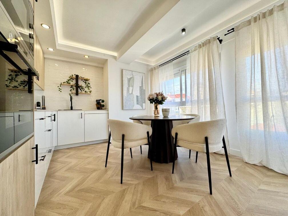 Elegance In The Heart Of *