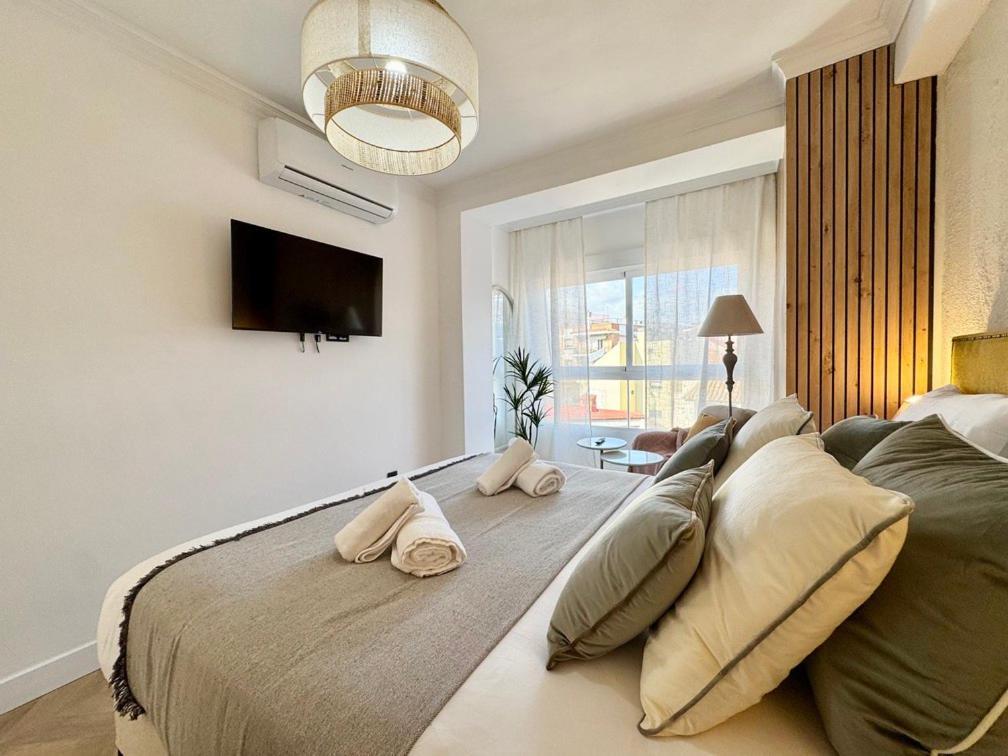 Elegance In The Heart Of *