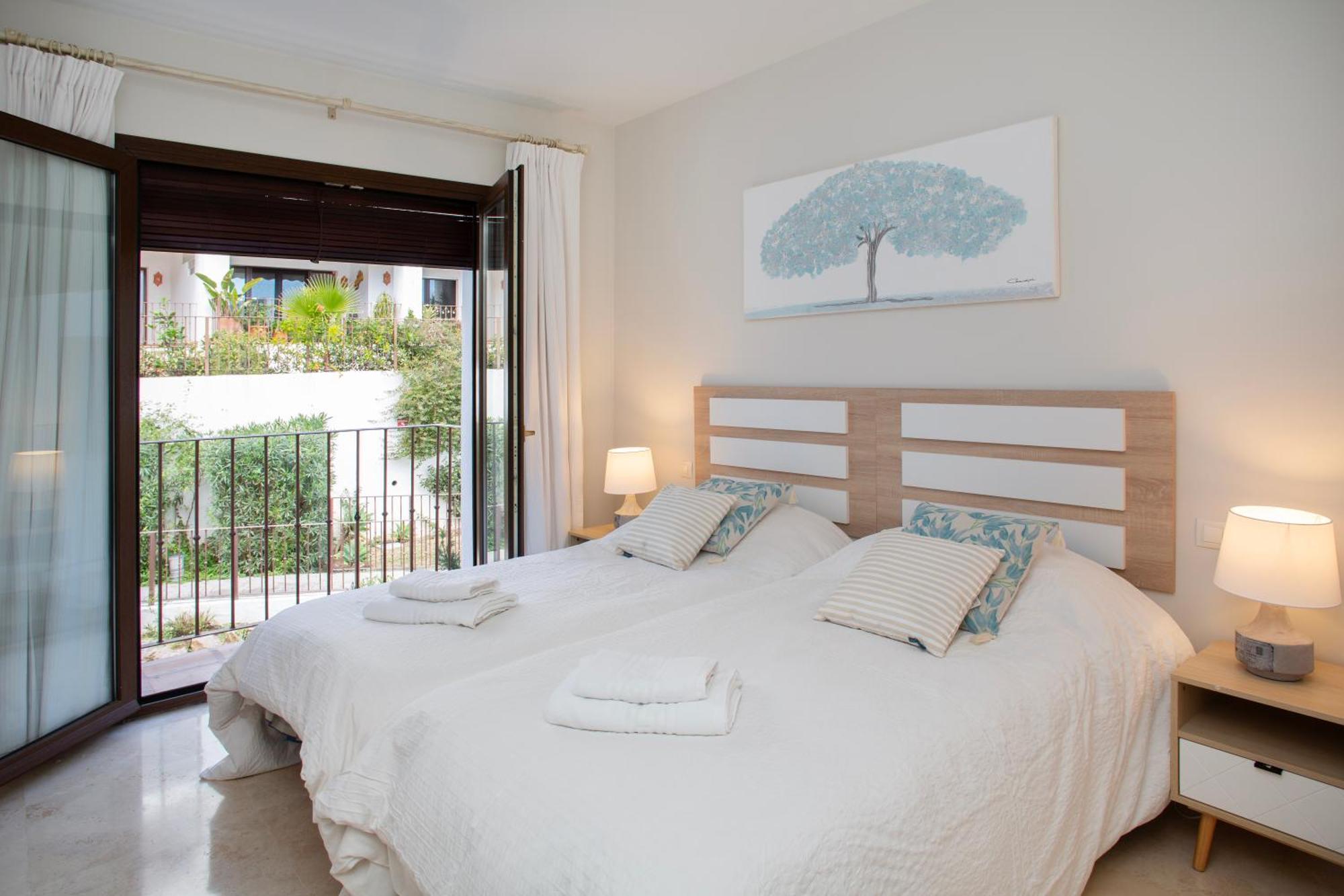 Apartment The Luxury Golf Paradise - 8 Pax Groups - Families Malaga