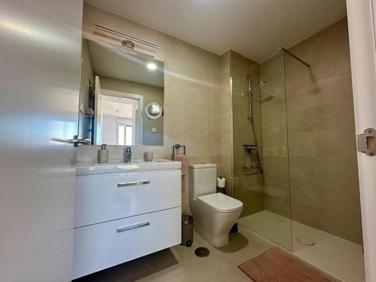 Live Your Dream In Apartment Malaga