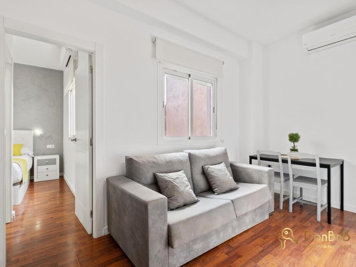 Beautiful In Center Apartment Malaga