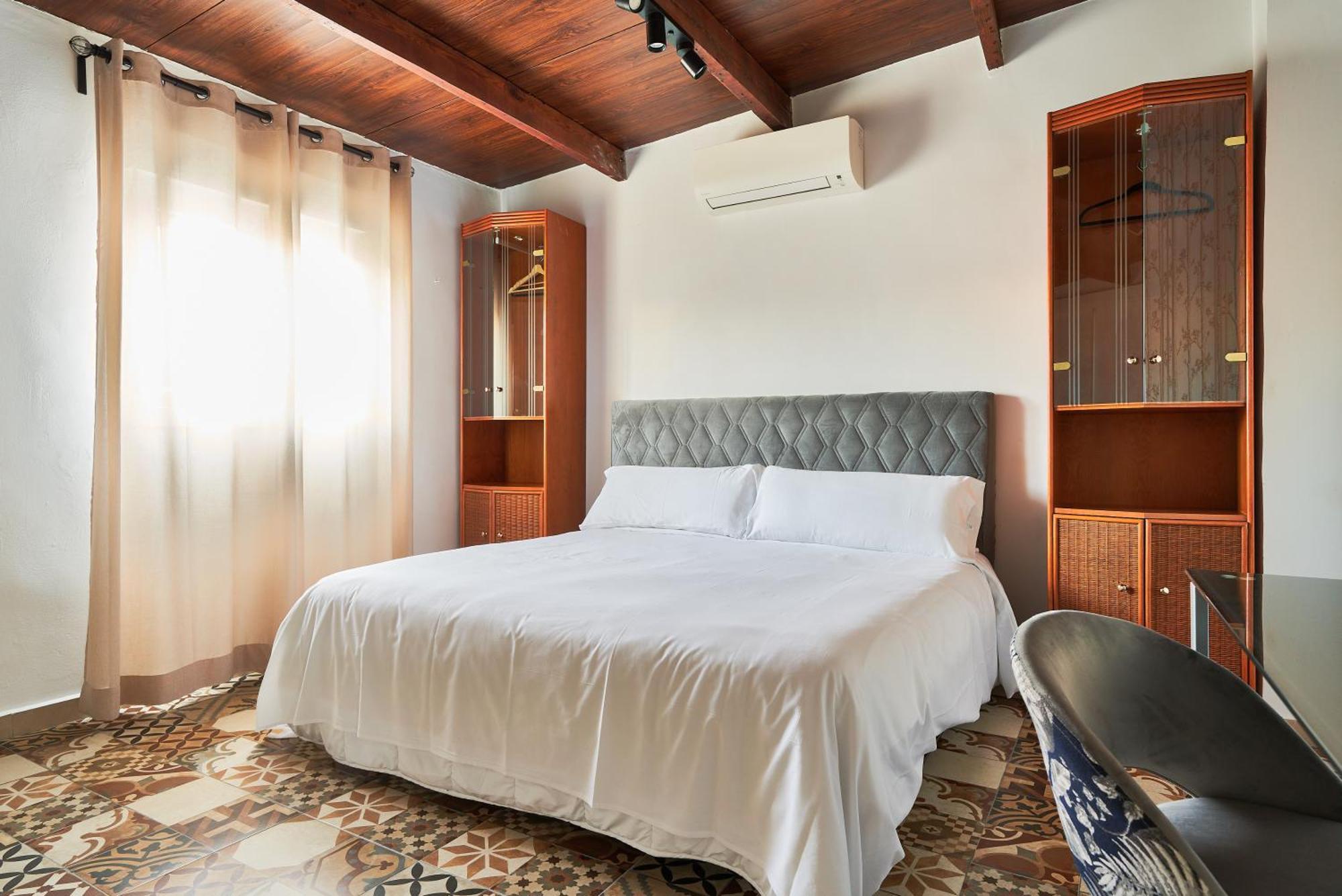 Sun-kissed Getaway Apartment Malaga