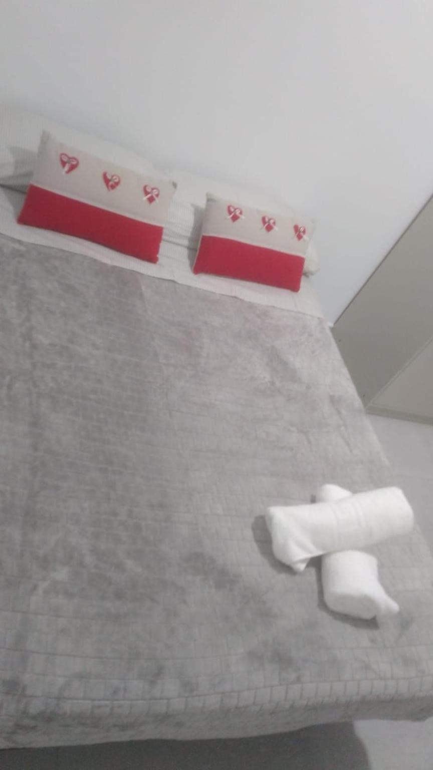 Estudio Encantador Cerca Del Carrefour Rosaleda 1 Appartement *