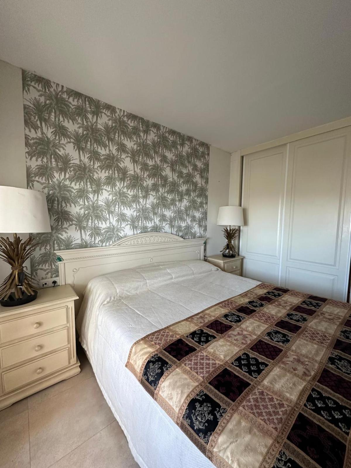 3 Riviera Del Sol Apartment *
