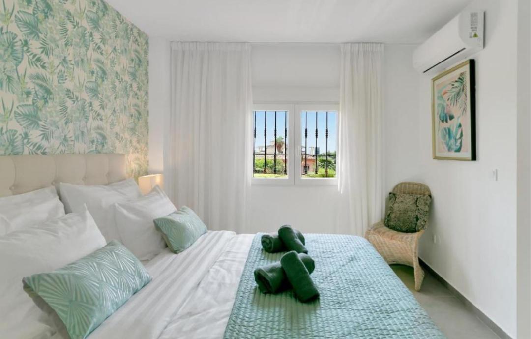 Riviera - Relaxing, Spacious, Amazing Location Apartment Malaga