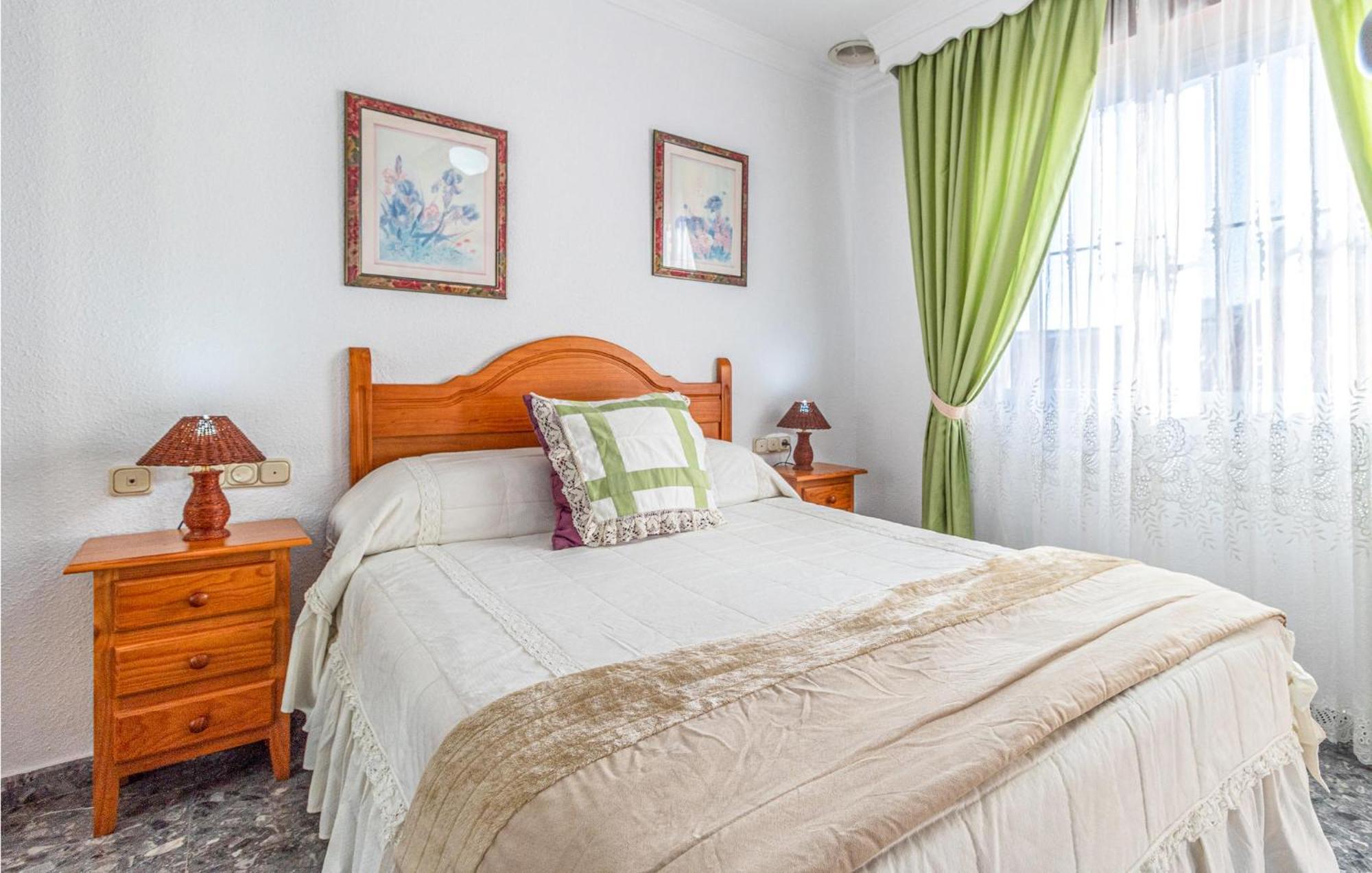 Stunning In Mlaga With 2 Bedrooms And Wifi * Malaga