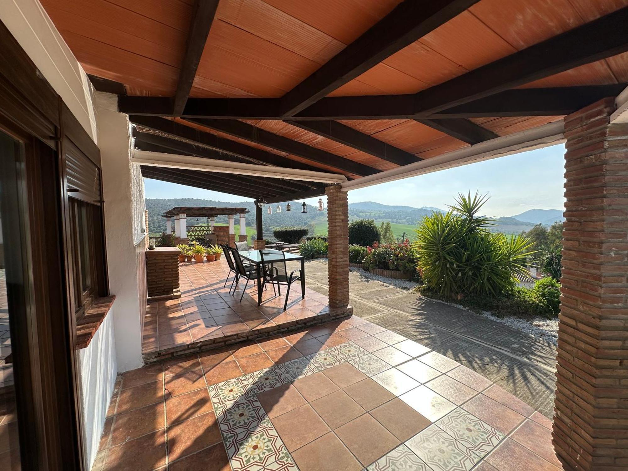 Azafran Villa