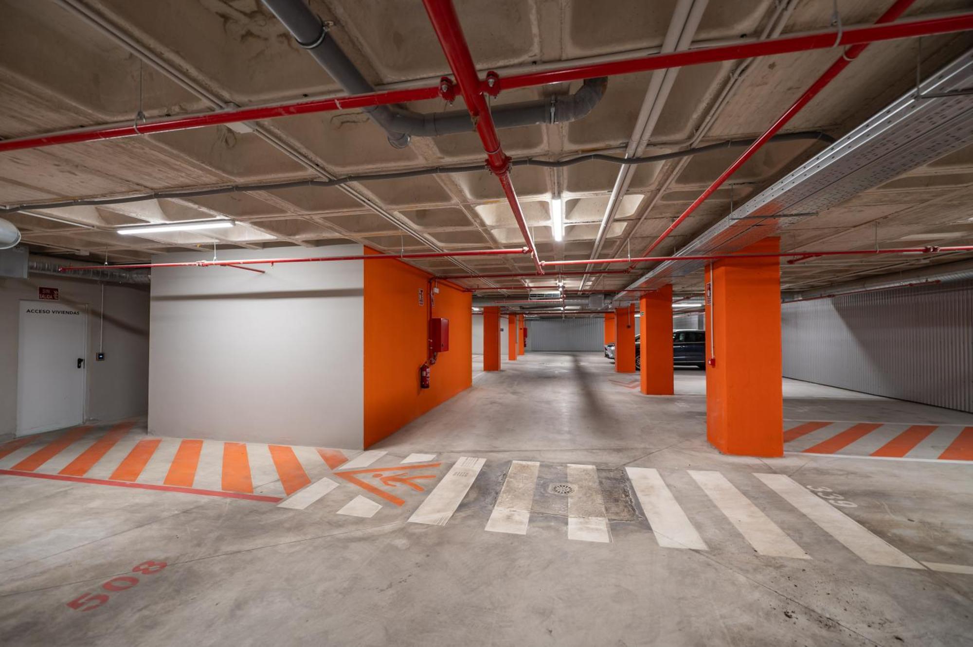 Xpce Urban 12 Skyline - Parking Free Malaga