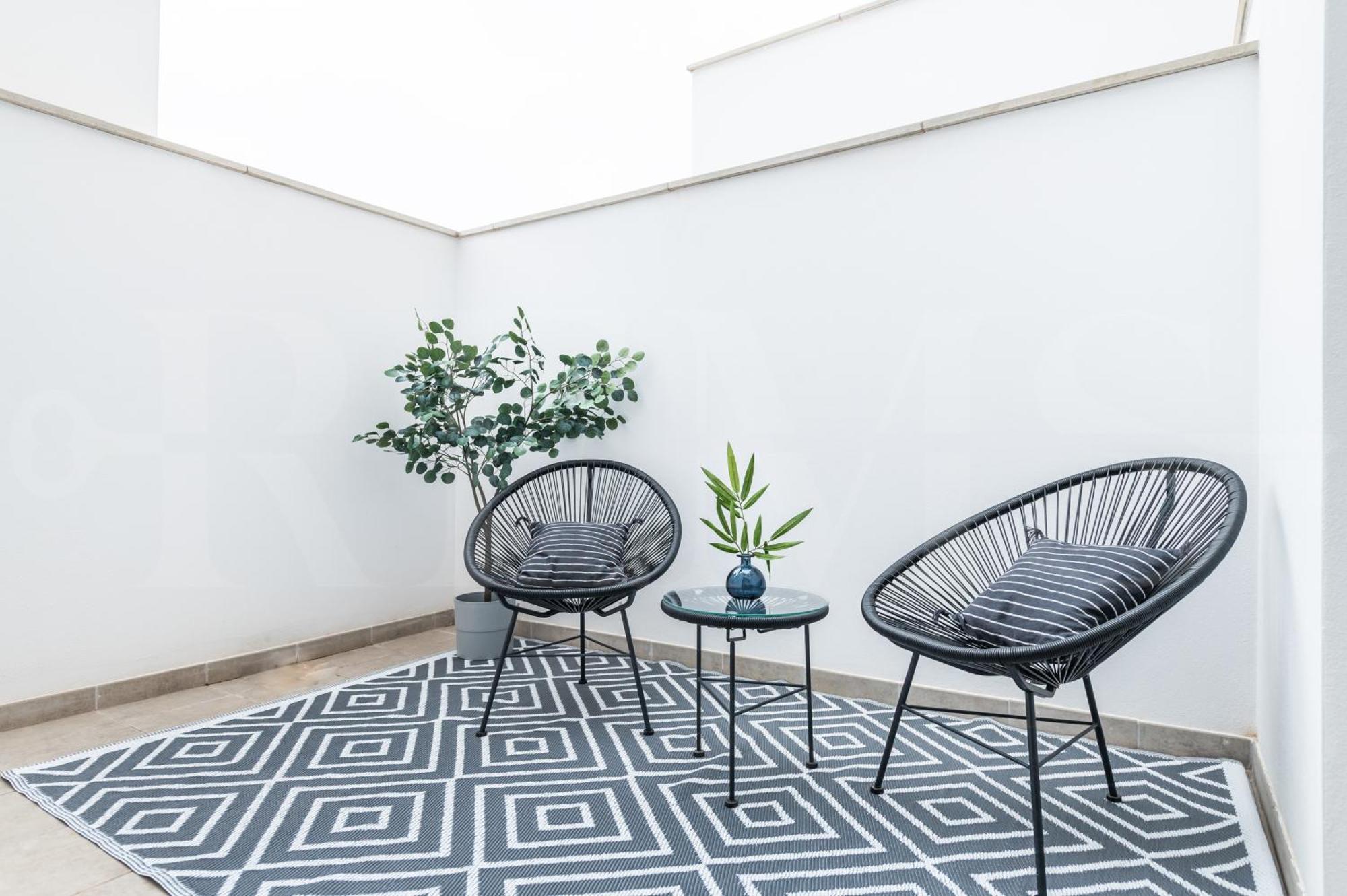 Comfortable Near The Center By Rems Apartment