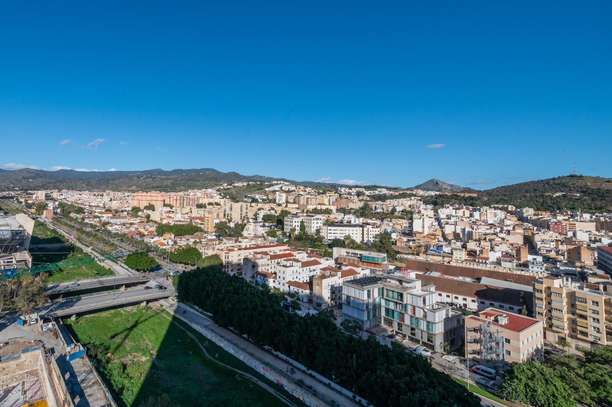 Xpce Urban 14 Skyline - Parking Free Apartment