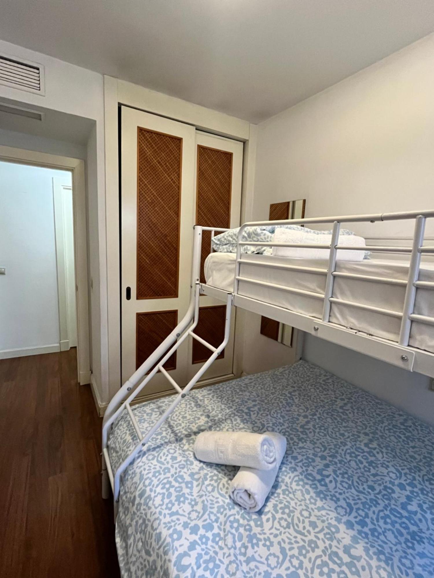 El Torcal Luxury With Free Parking Apartment