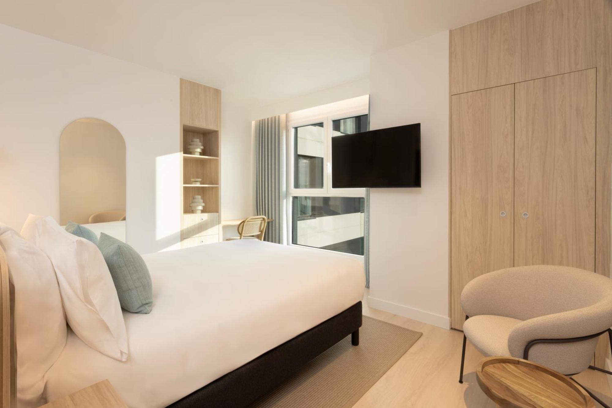 Hotel Staybridge & By Ihg Malaga
