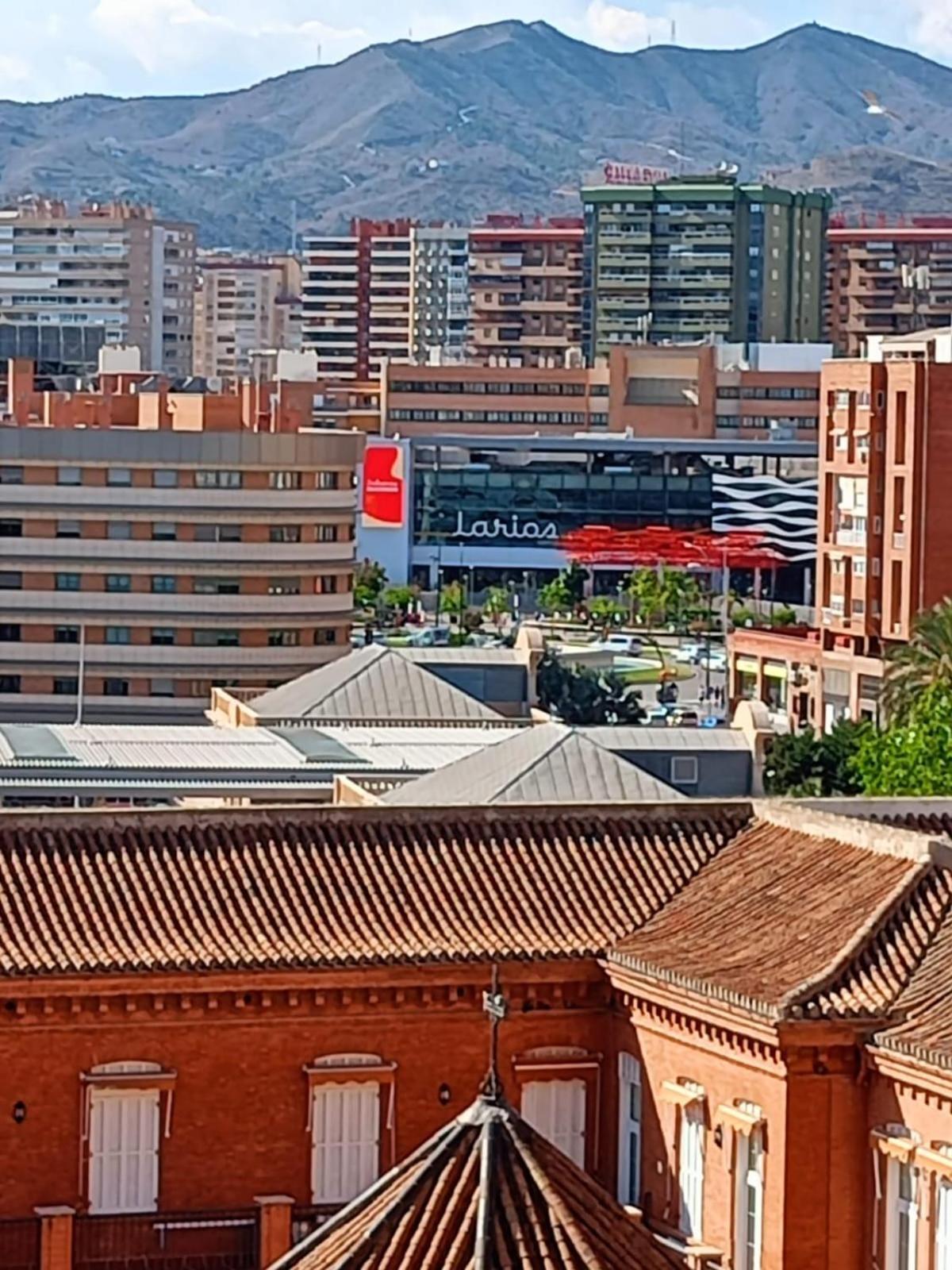Privada Comoda Centro Vialia Estacion De Tren Maria Zambrano Y Tambien Cerca A La Playa Homestay Malaga