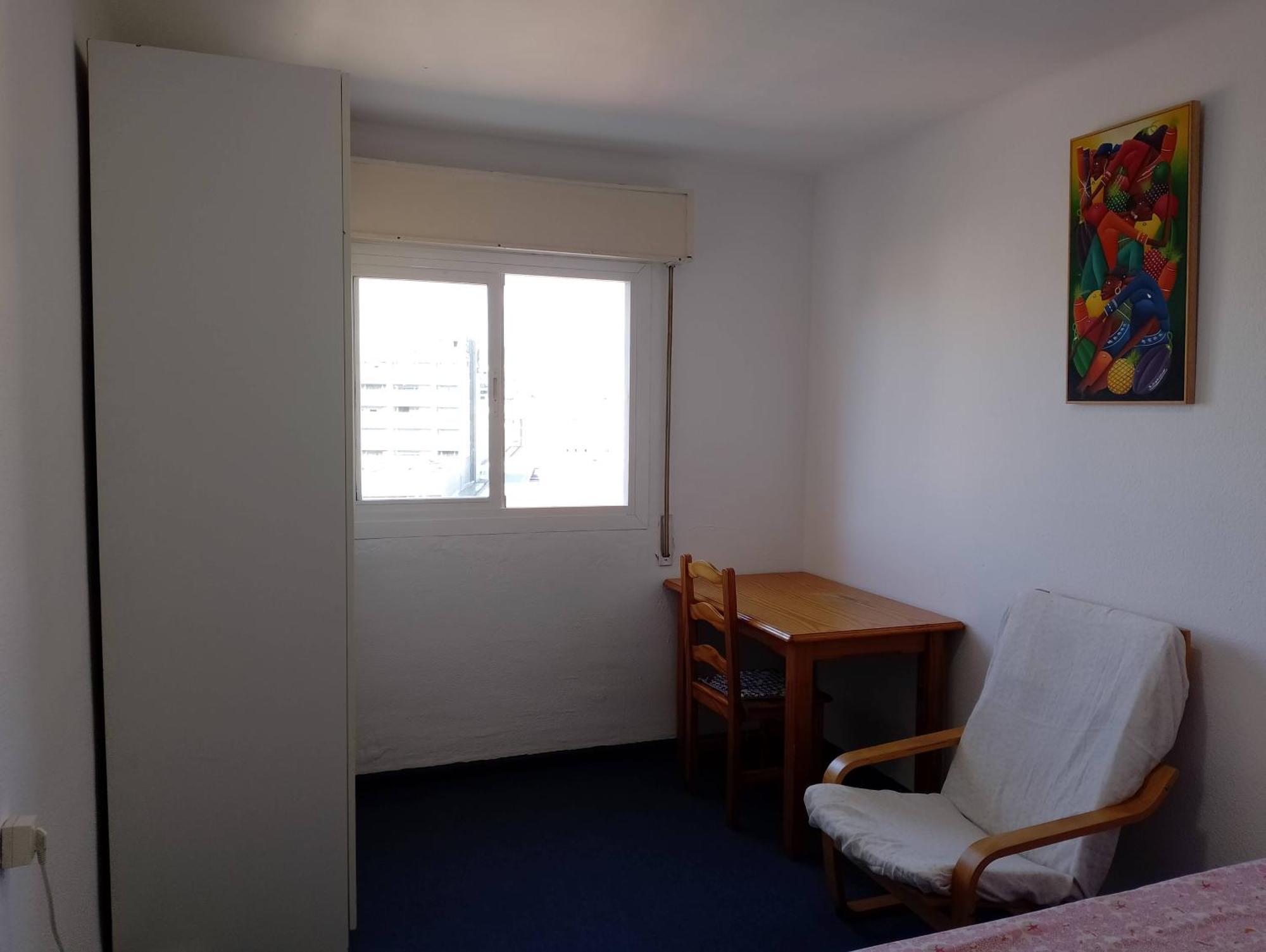 Homestay Privada Comoda Centro Vialia Estacion De Tren Maria Zambrano Y Tambien Cerca A La Playa