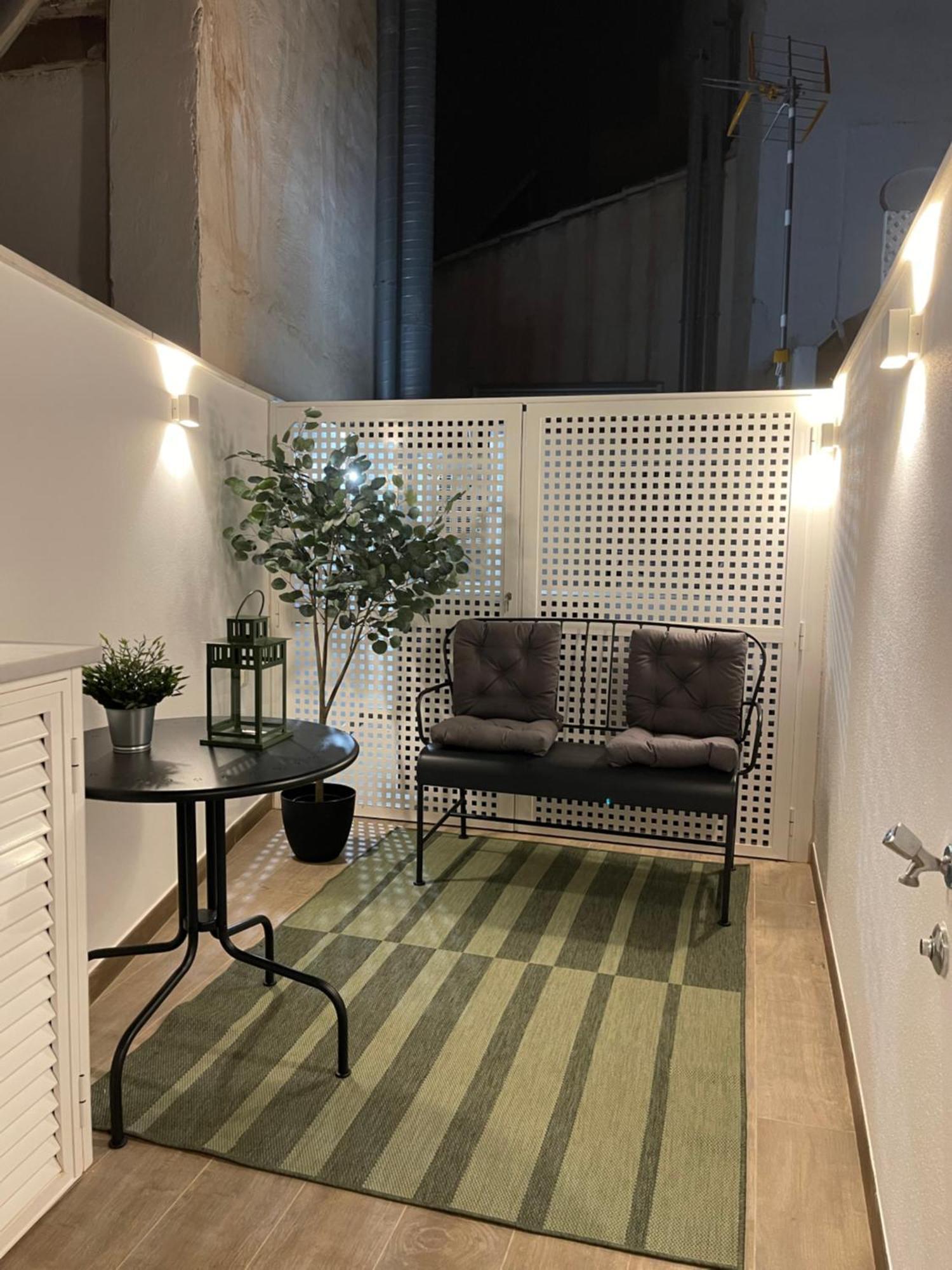 Picasso Centre 1c
