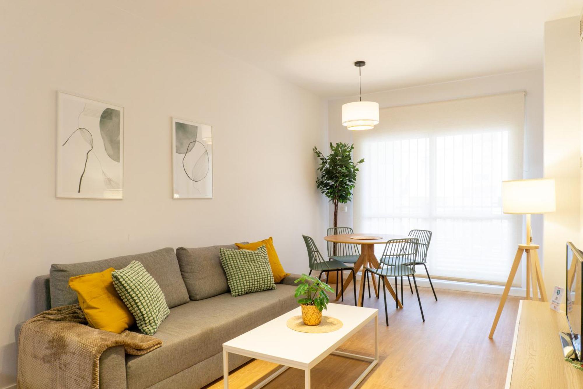 Apartamento Añoreta Golf Con Parking Málaga
