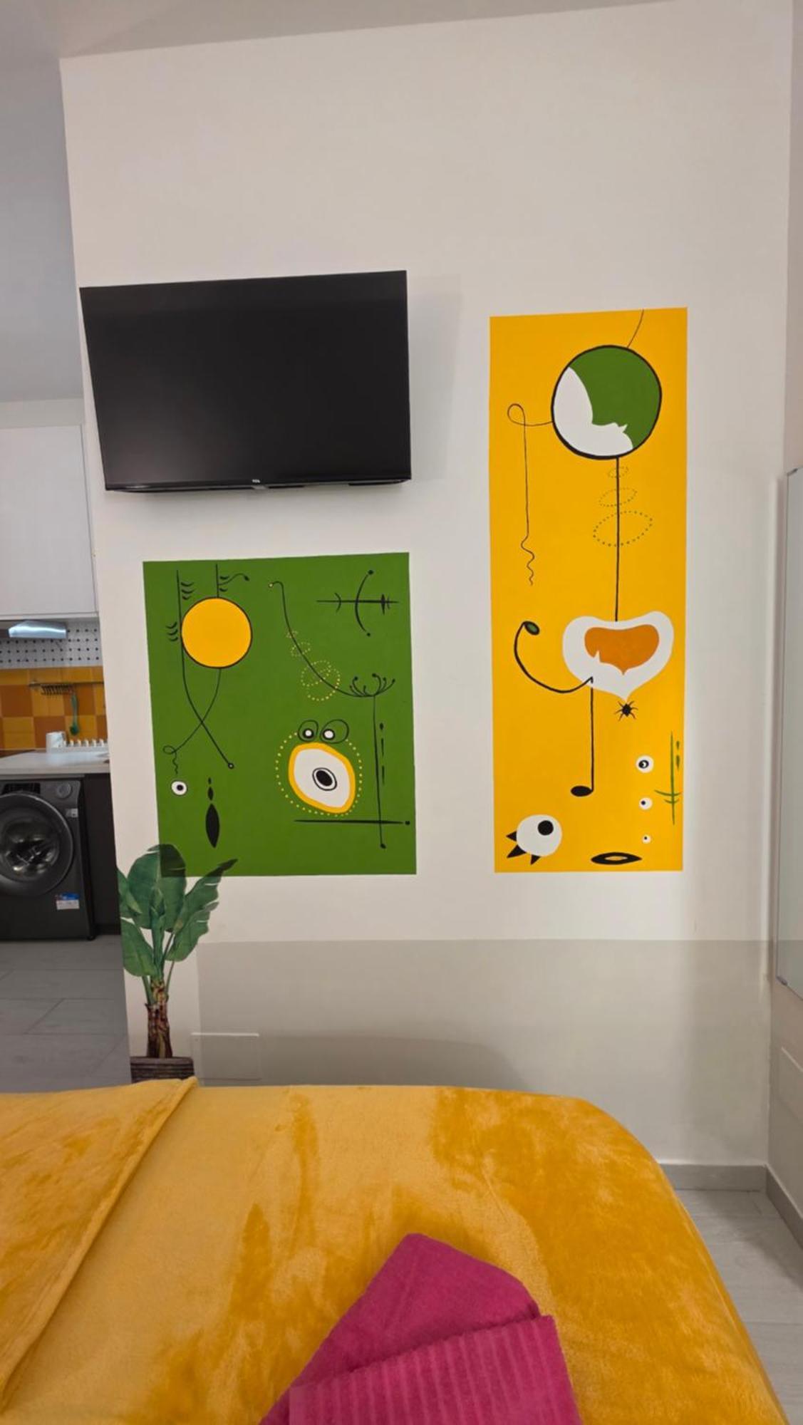 Apartment Miro Huelin 200 M From