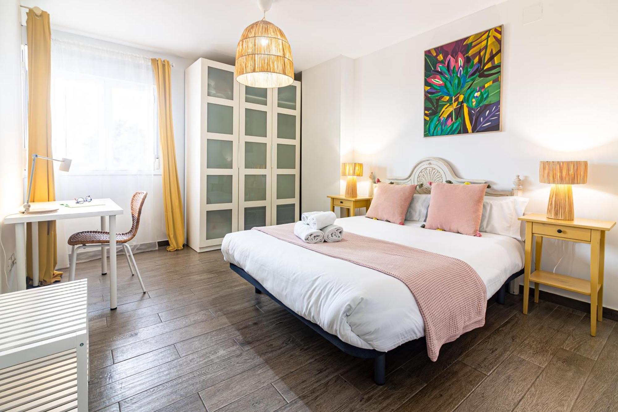 Center Flat & Terrace Apartment *