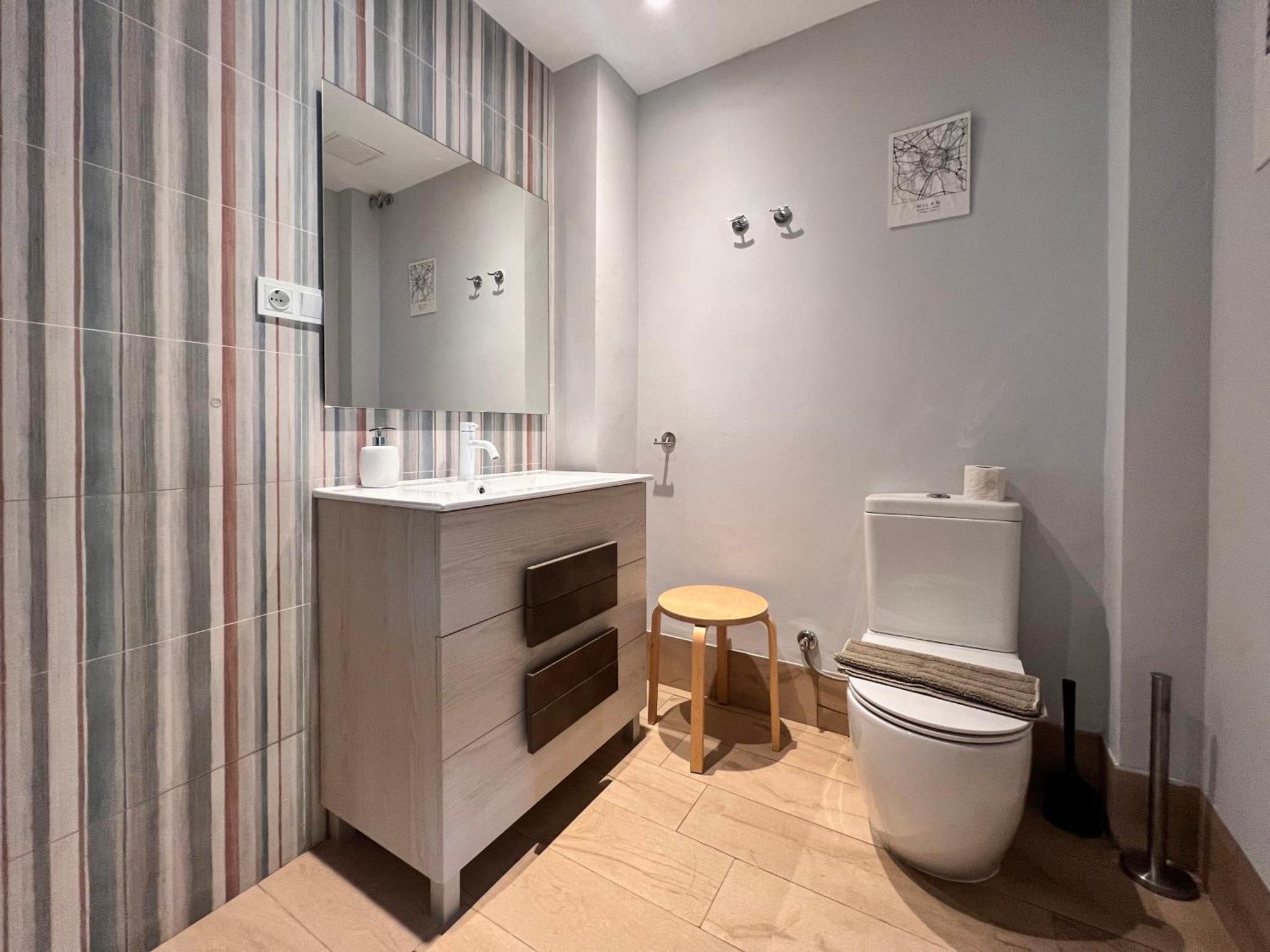 Vakantiehuis Regimiento 2, Center, New, Quite, Breakfast Included, Parking On Request, Rg *