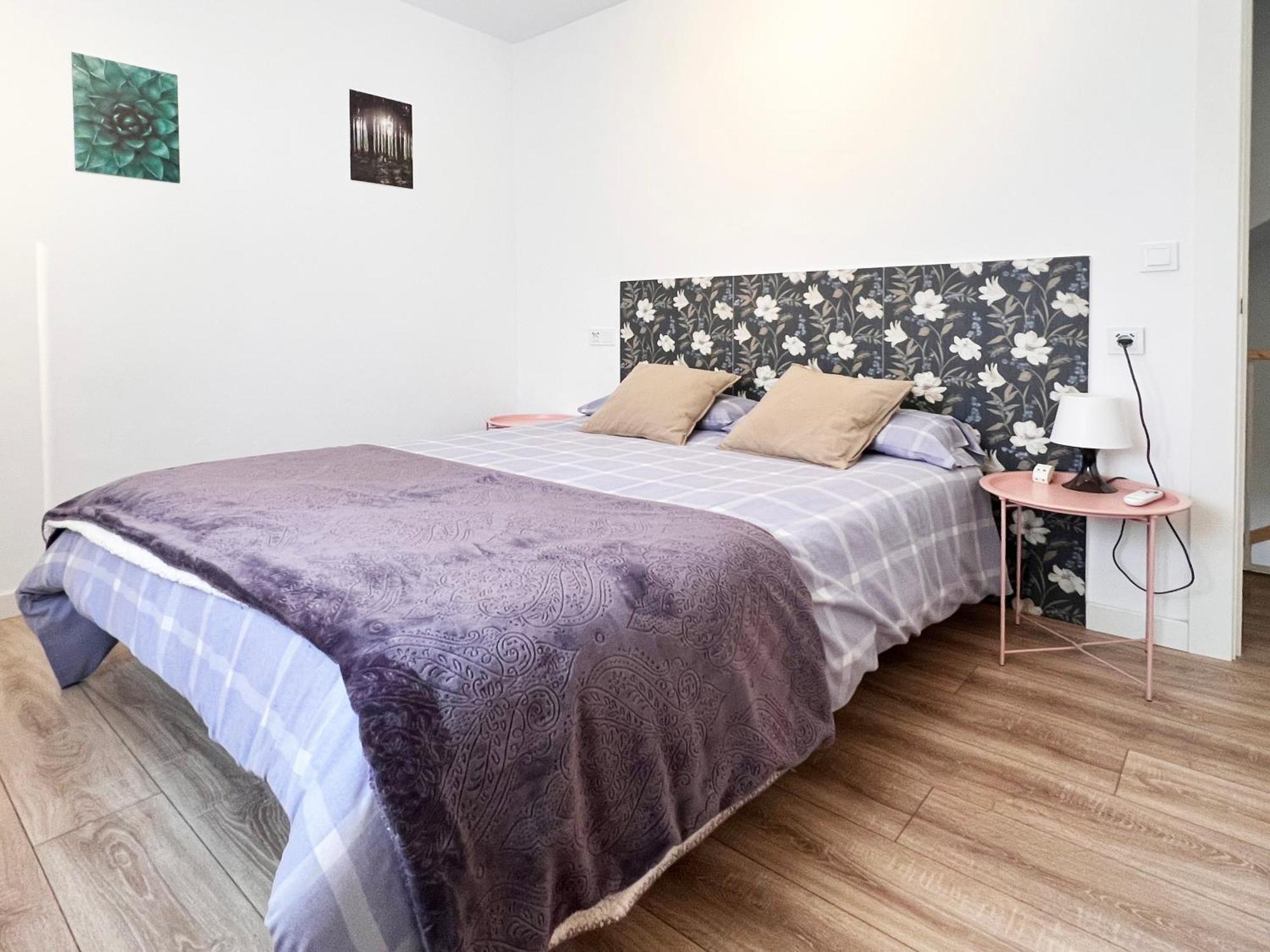 Vakantiehuis Regimiento 2, Center, New, Quite, Breakfast Included, Parking On Request, Rg