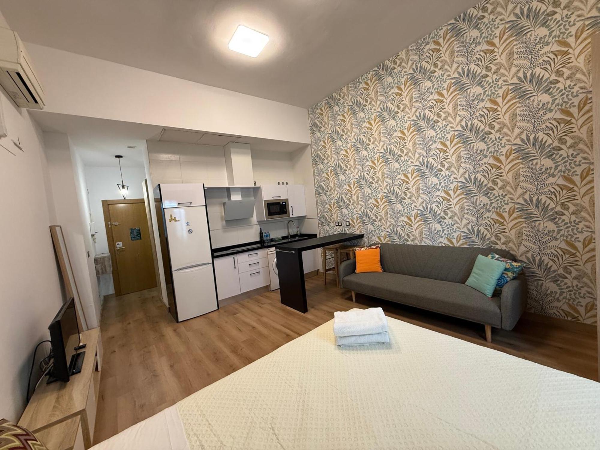 Lovely In The Heart Of Free Swimming Pool Apartment