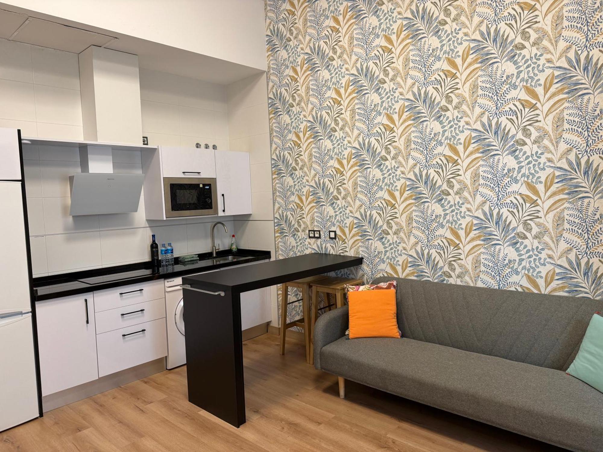 Apartment Lovely In The Heart Of Free Swimming Pool Malaga