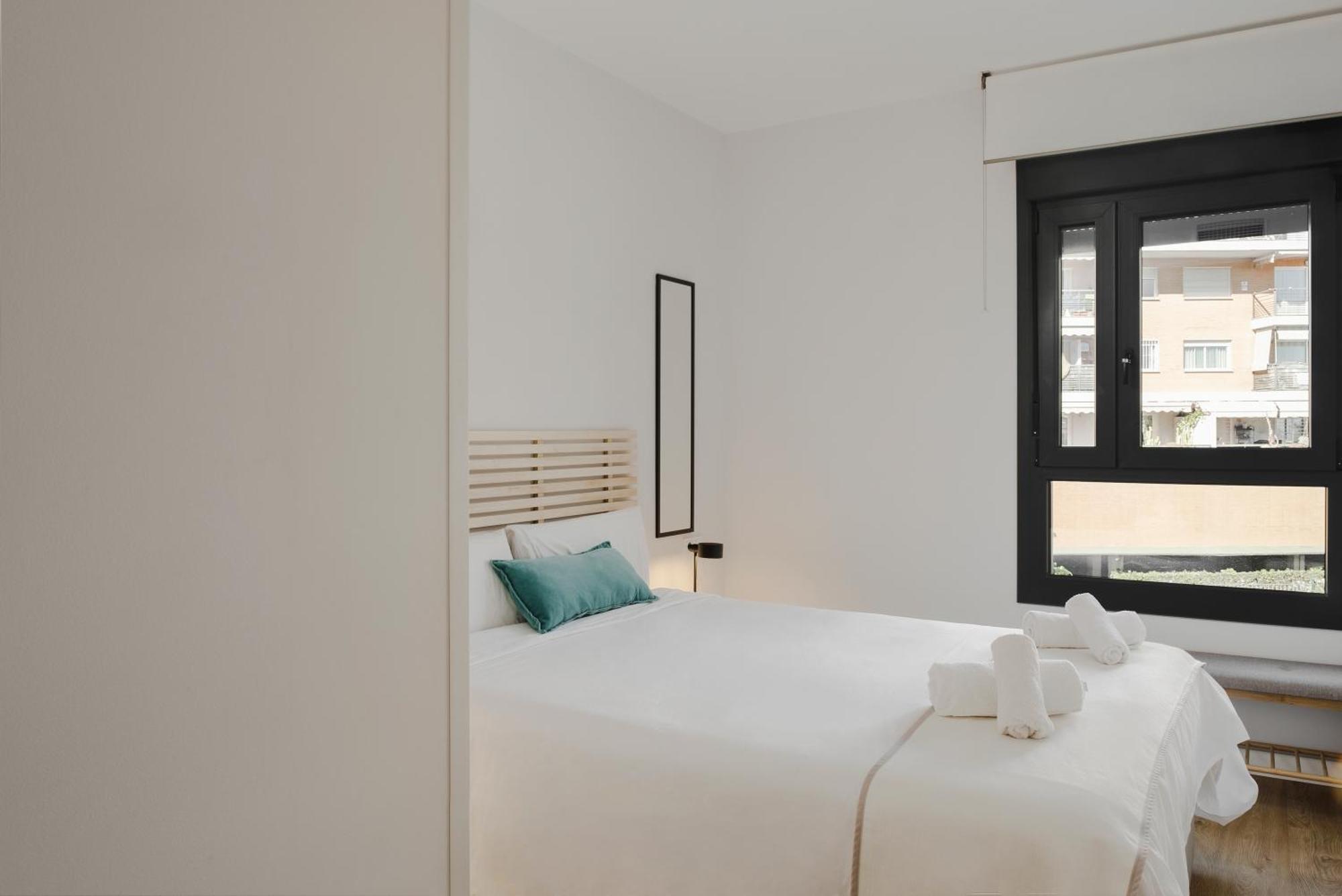 Apartment De Lujo En La Malagueta Con Piscina Y Garaje Malaga