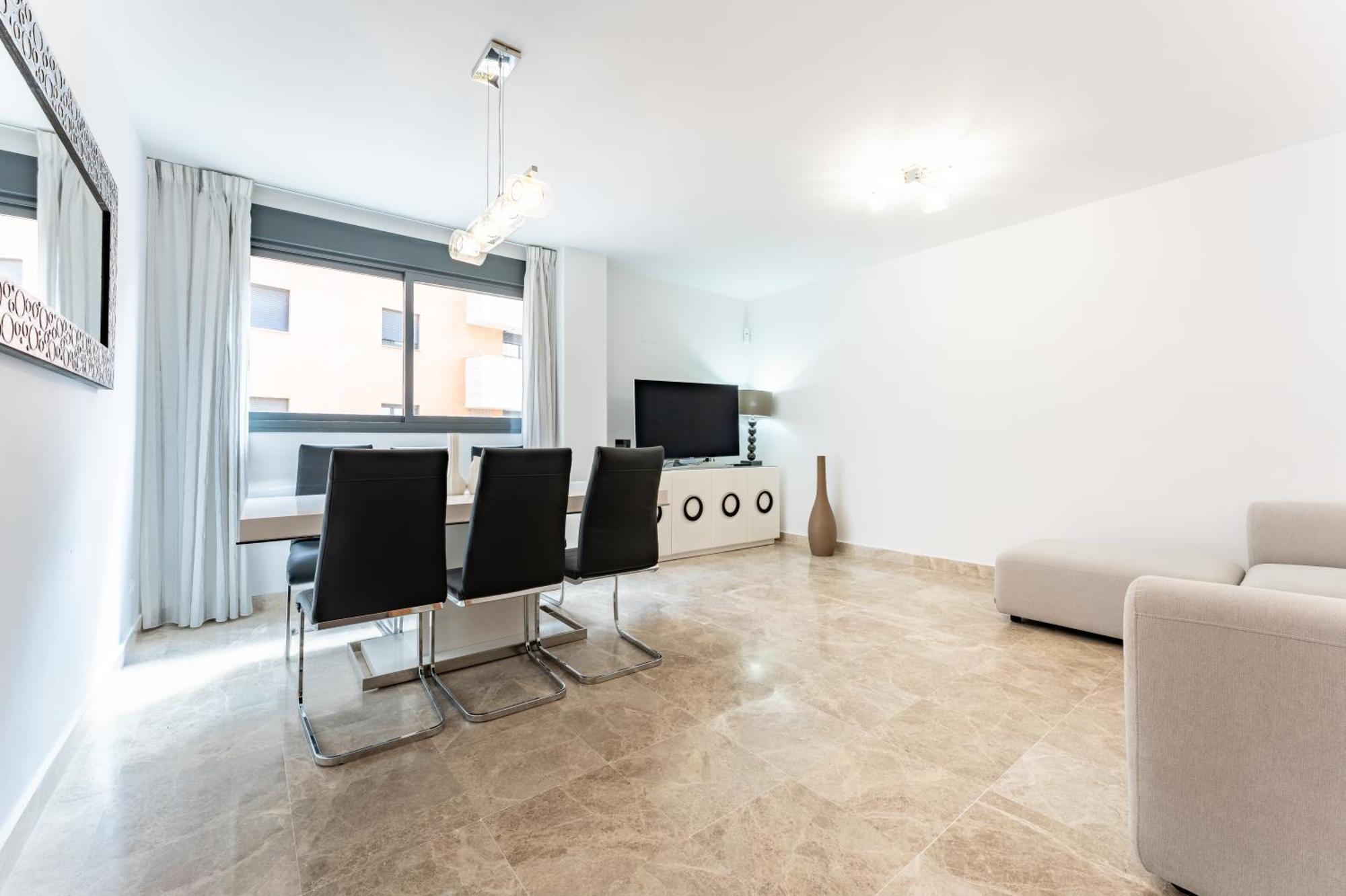 Apartment Maria Zambrano Center & Parking