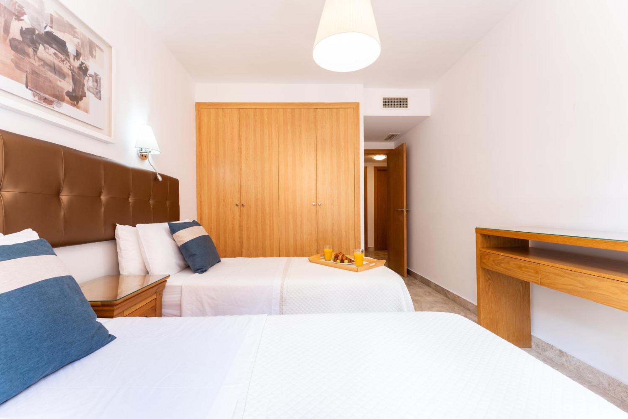 Apartment Maria Zambrano Center & Parking *