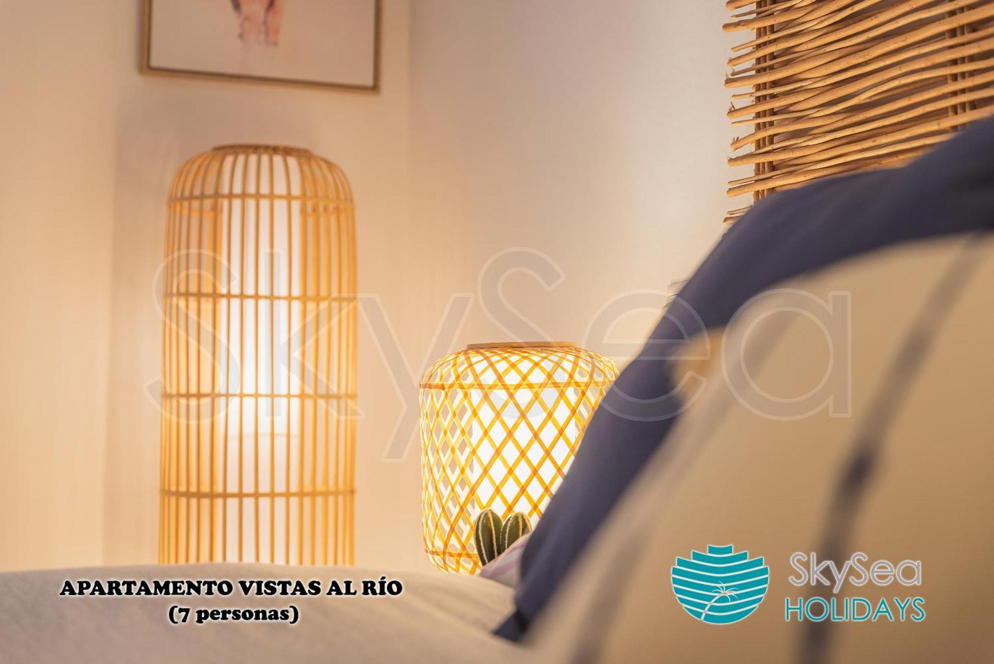 Skysea Holidays Centro Frente Al Rio Apartamento Málaga