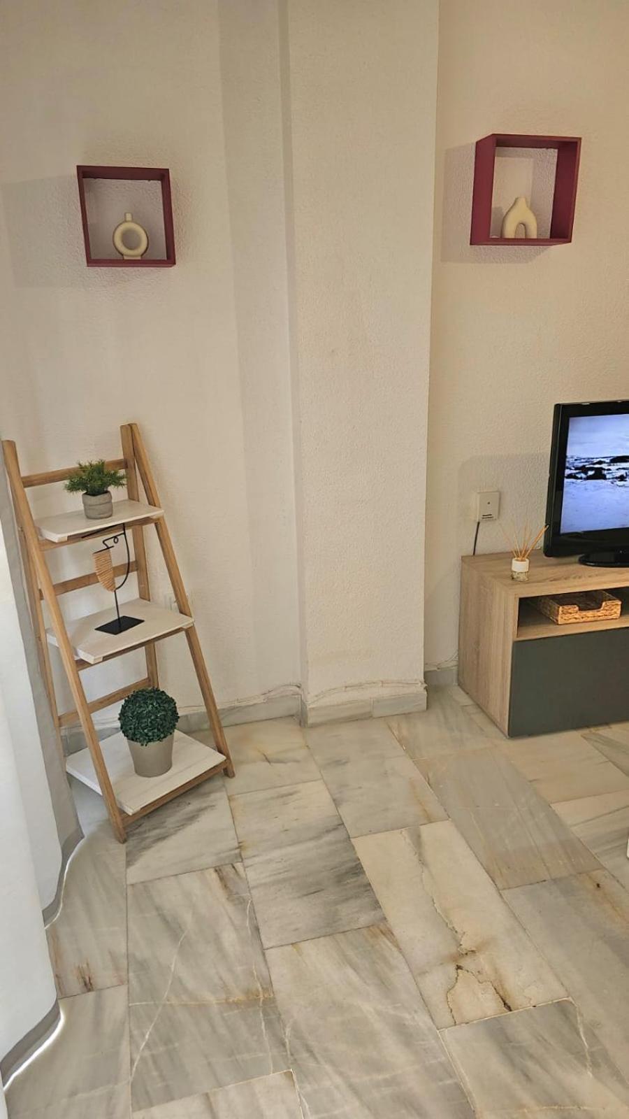 Apartment Ideal One Bedroom Center Málaga