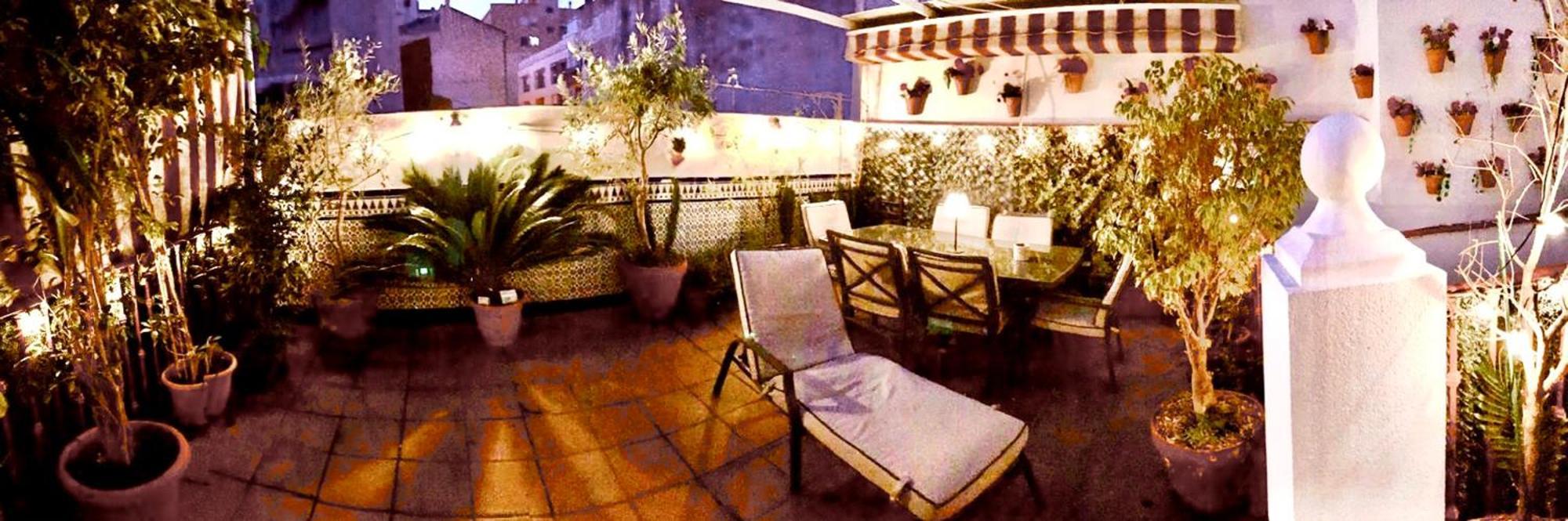 Maravilloso Centrico De 70m2, Jardin Propio 40m2 Con Piscina Ninos Y Parking Opcional