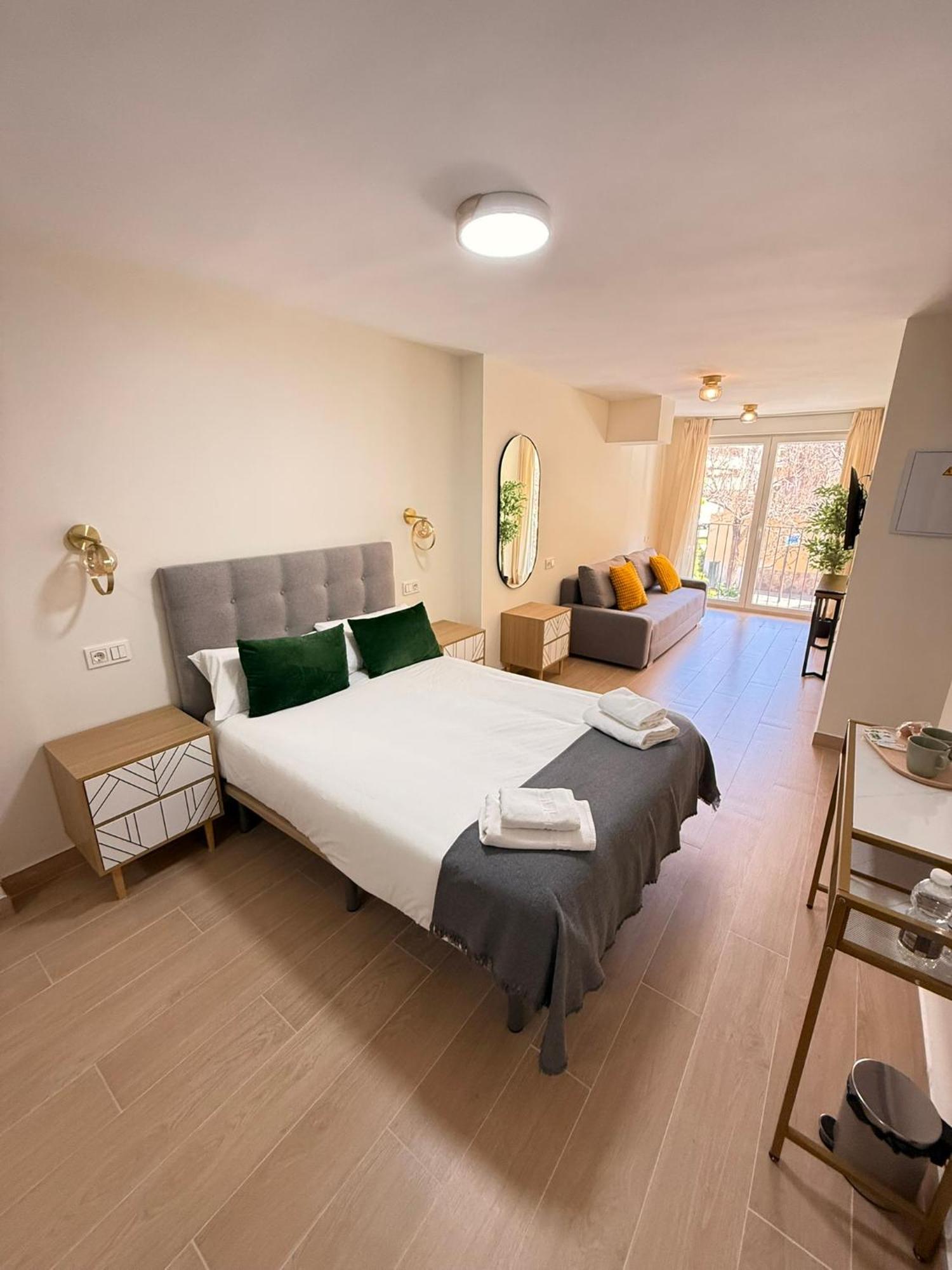 Guest house Ola *