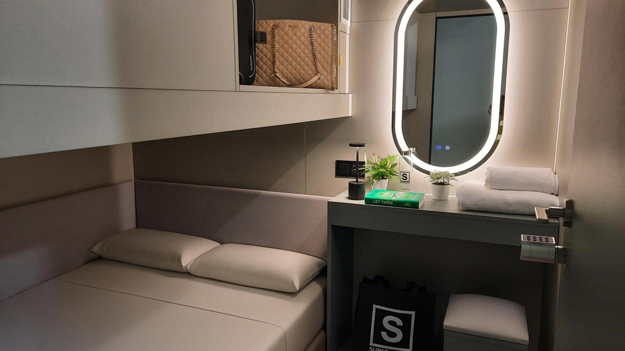 Capsule hotel Superlativo Trinidad Malaga
