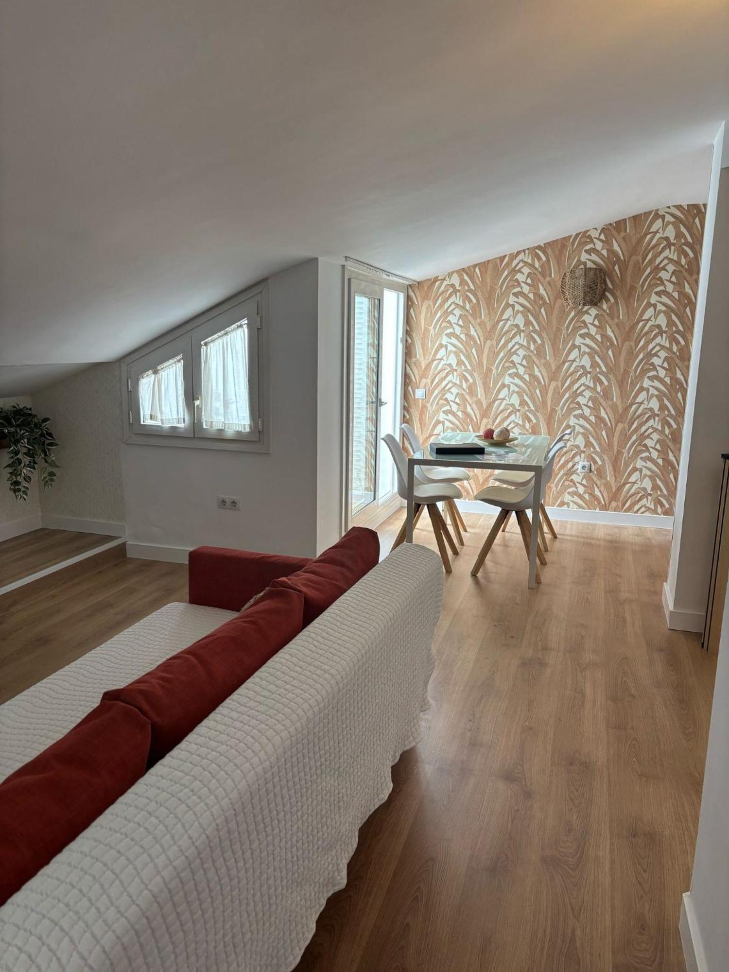 Wonderstays Maribel Apartment *