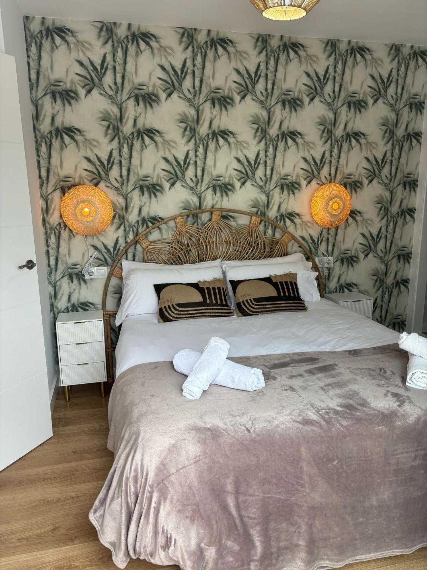 Wonderstays Maribel Apartment Malaga