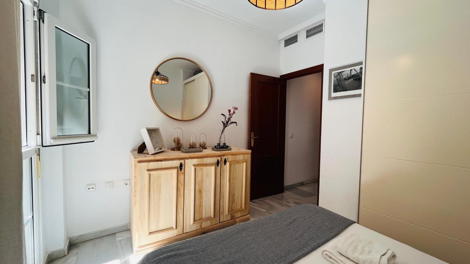 Homely Atarazanas Apartment Malaga