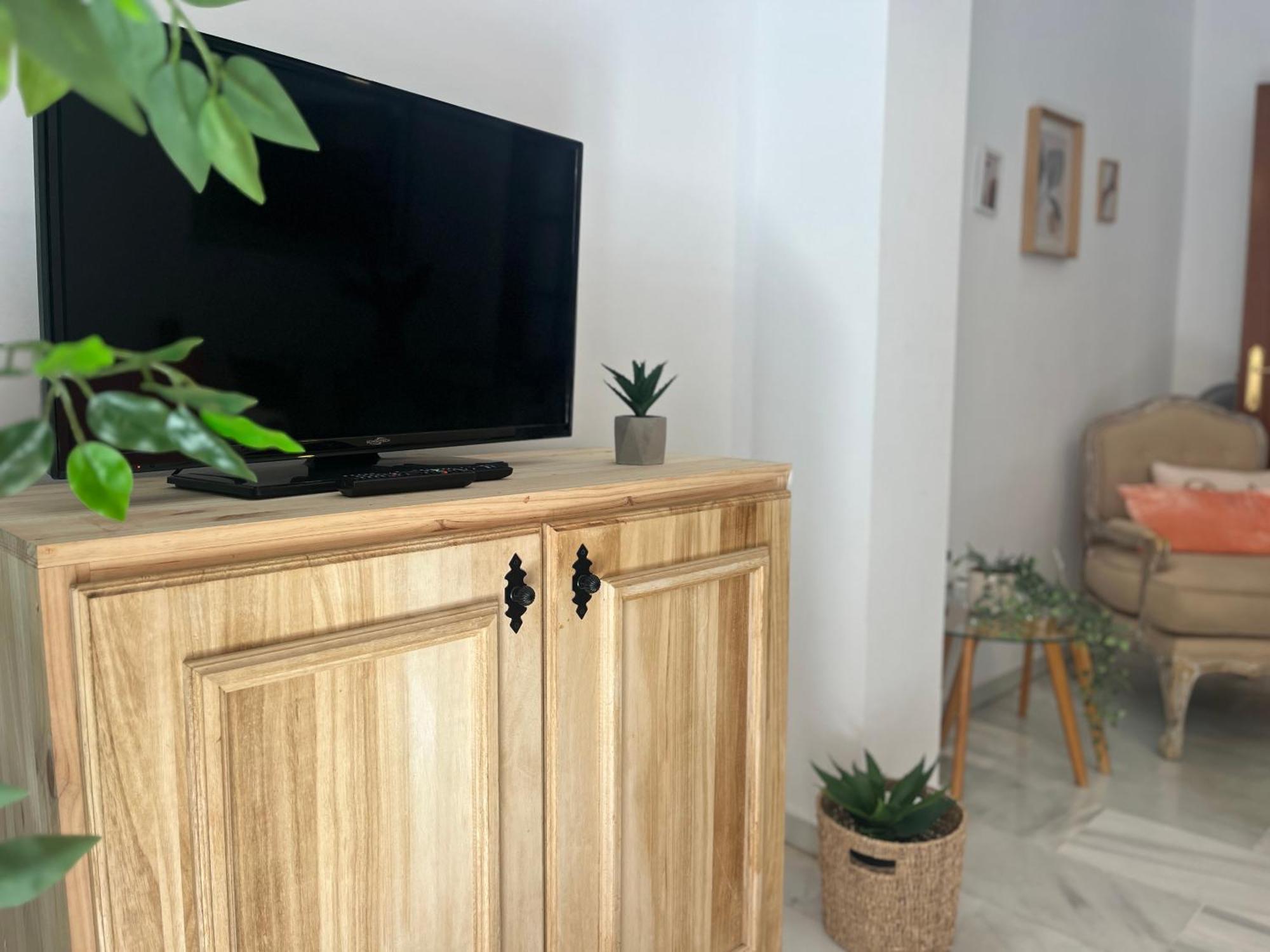 Apartment Homely Atarazanas Malaga