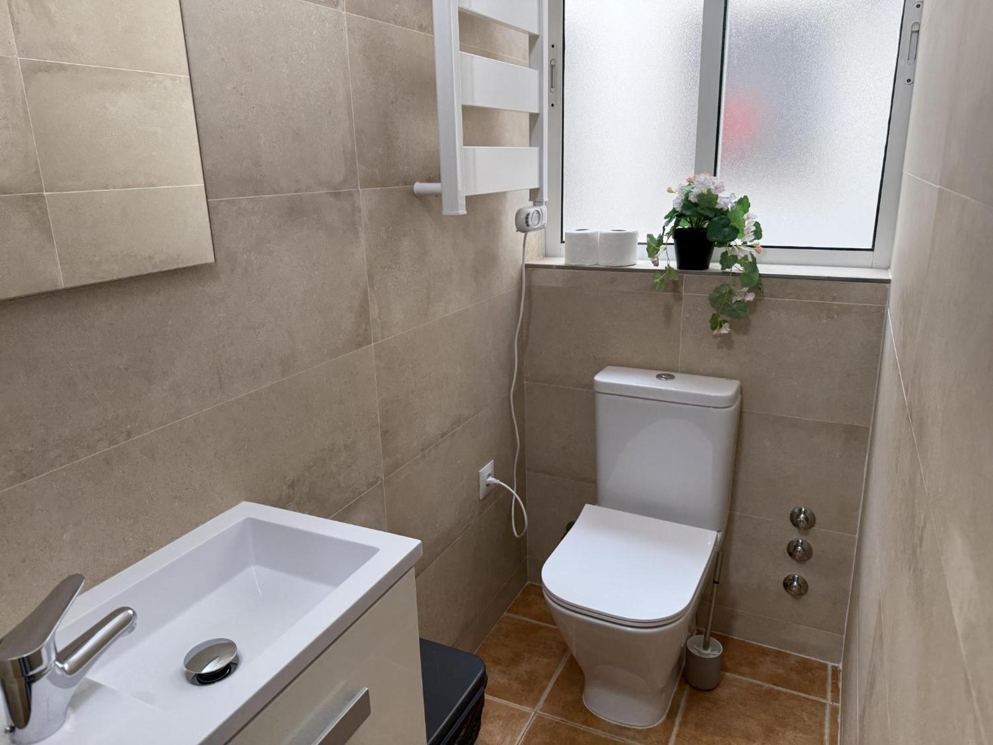 A 20 Pasos De La Merced Apartment