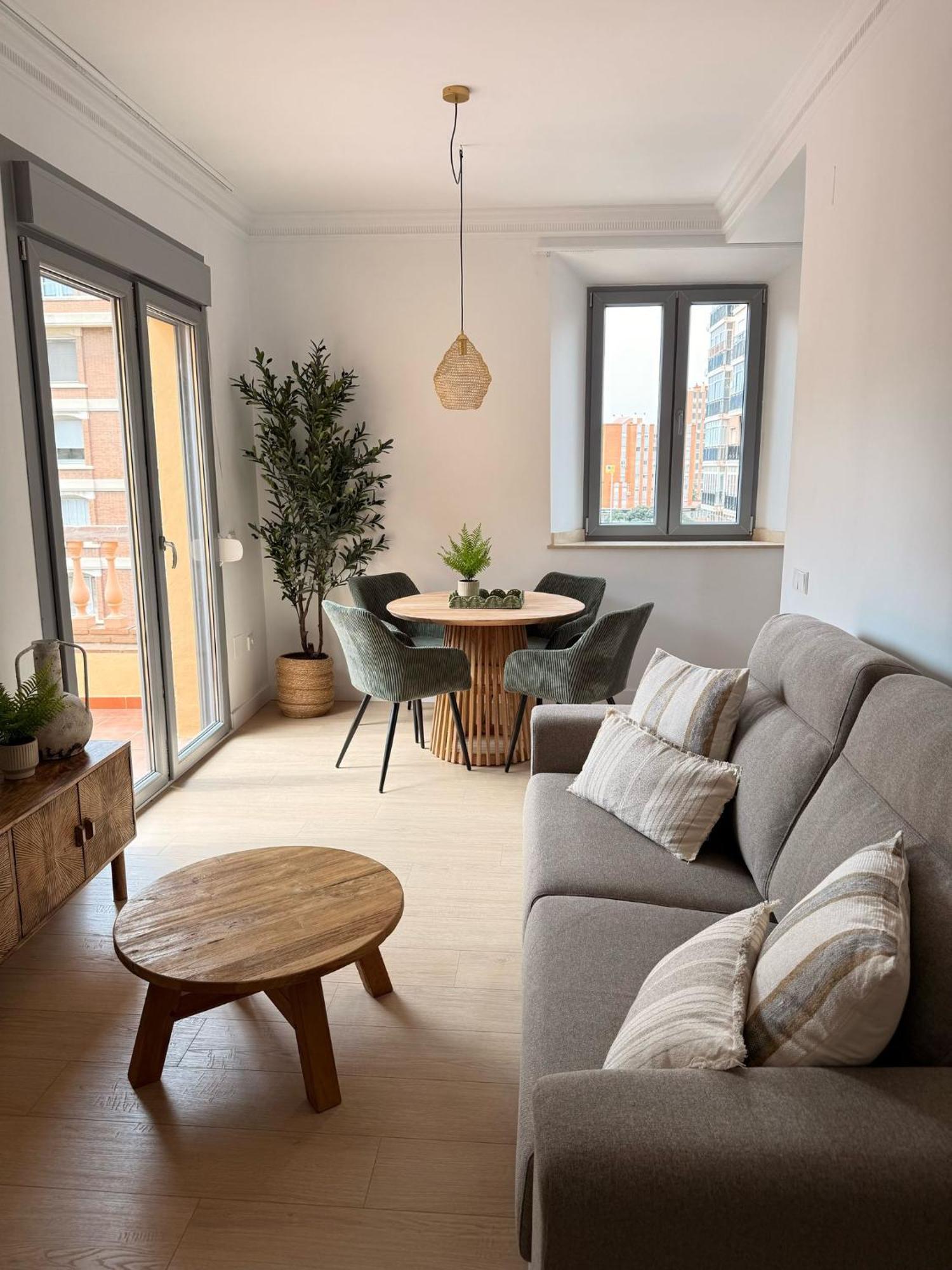 Apartment Life Alameda Colon