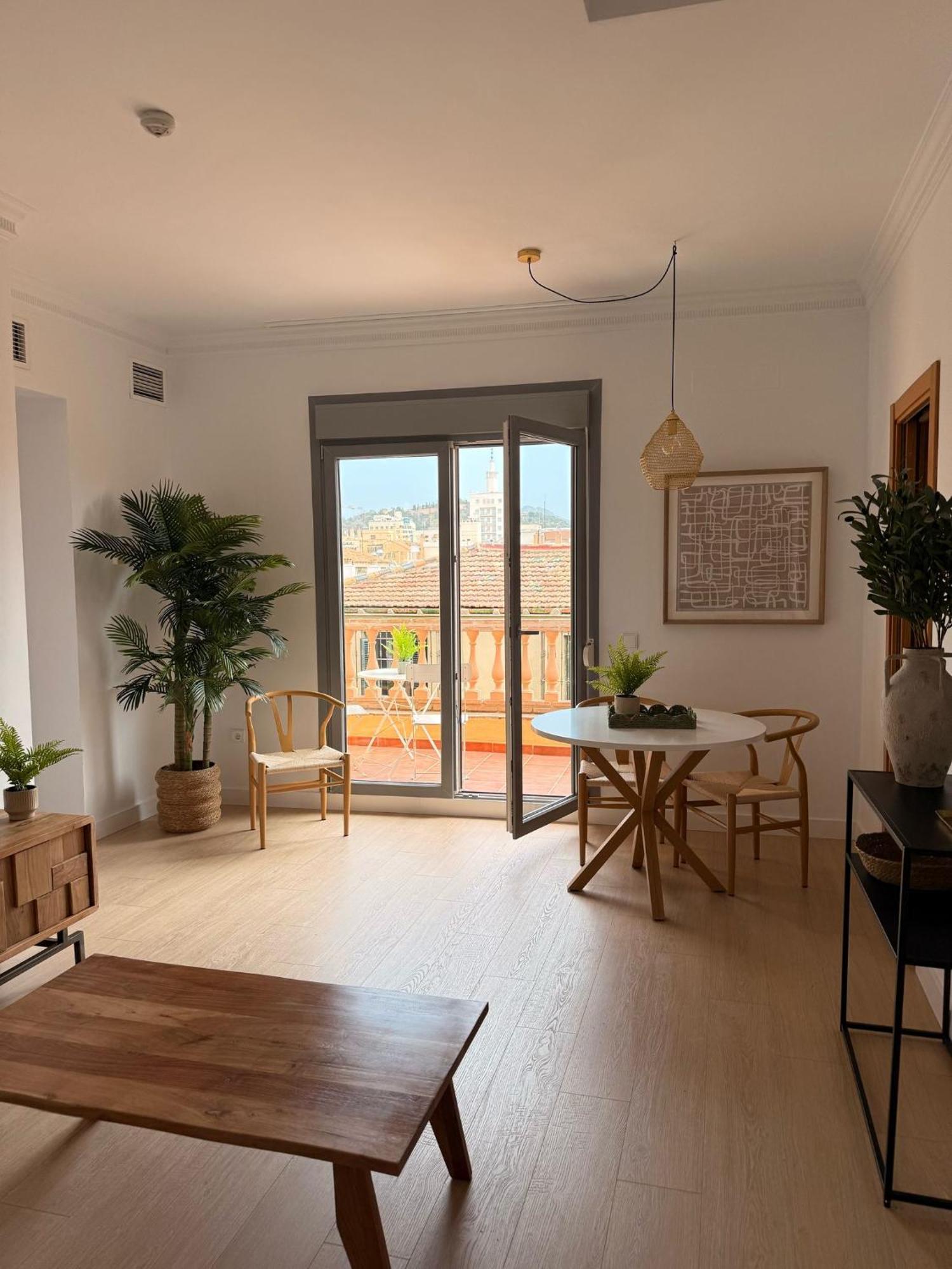 Apartment Life Alameda Colon *