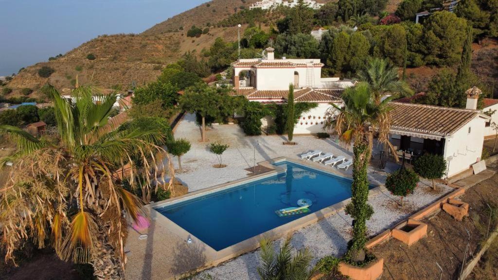 Villa Cantares